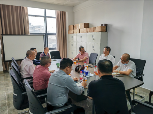 市住建局黨組書記、副局長林進(jìn)豪同志 帶隊到市建協(xié)調(diào)研